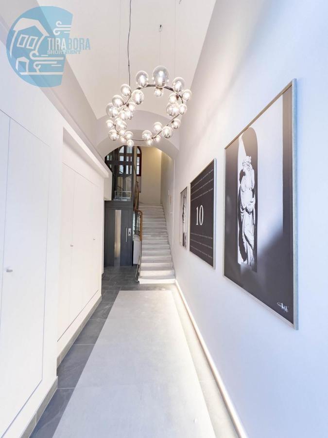 Piazza Della Borsa 3C Tirabora Short Rent Appartement Triëst Buitenkant foto