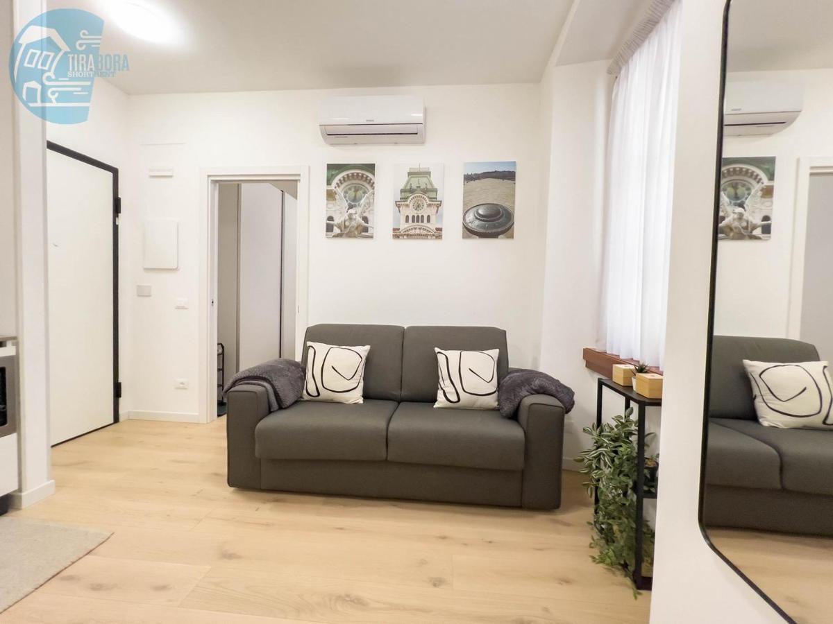 Piazza Della Borsa 3C Tirabora Short Rent Appartement Triëst Buitenkant foto