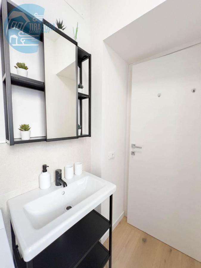 Piazza Della Borsa 3C Tirabora Short Rent Appartement Triëst Buitenkant foto